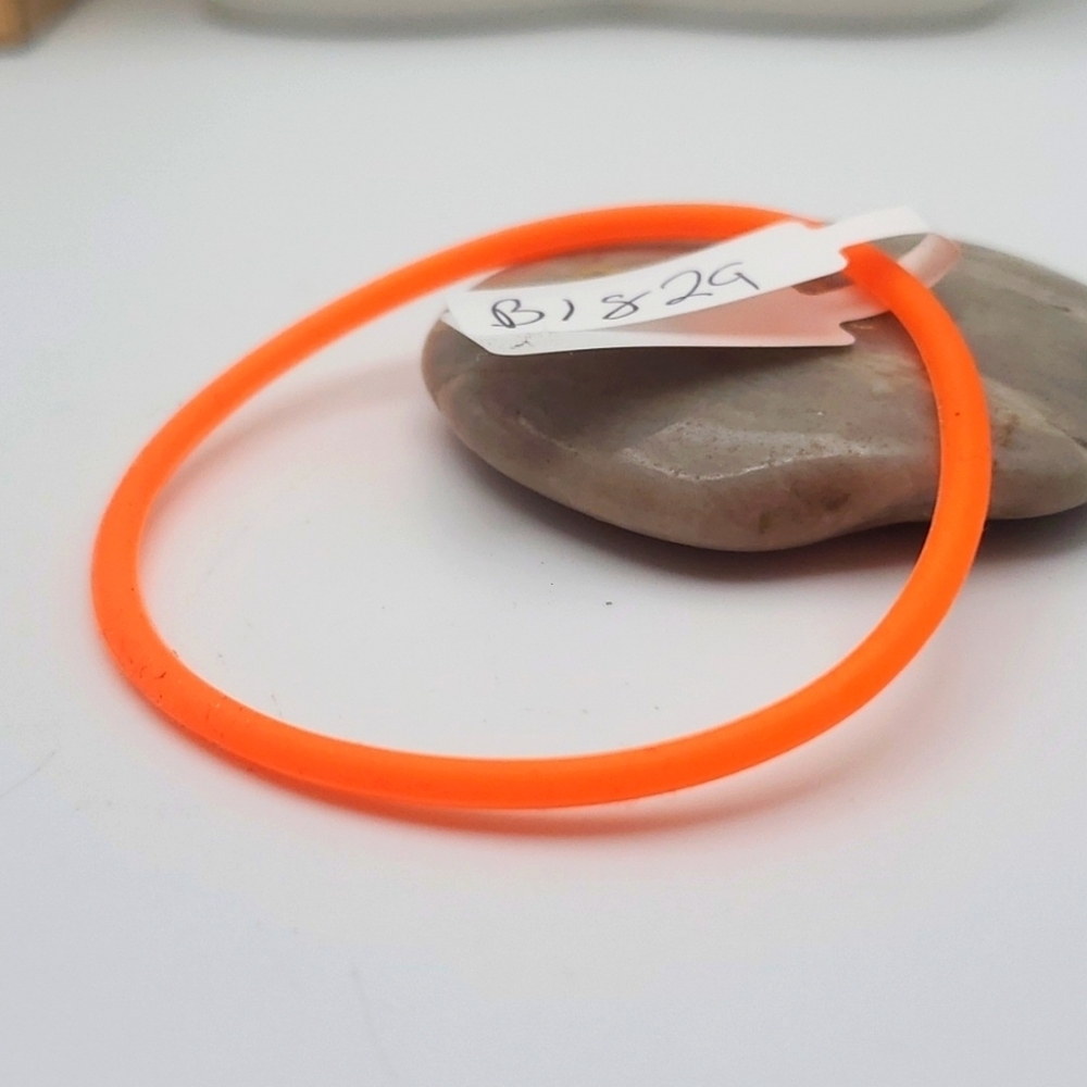 Neon‎ orange bracelet band B1829